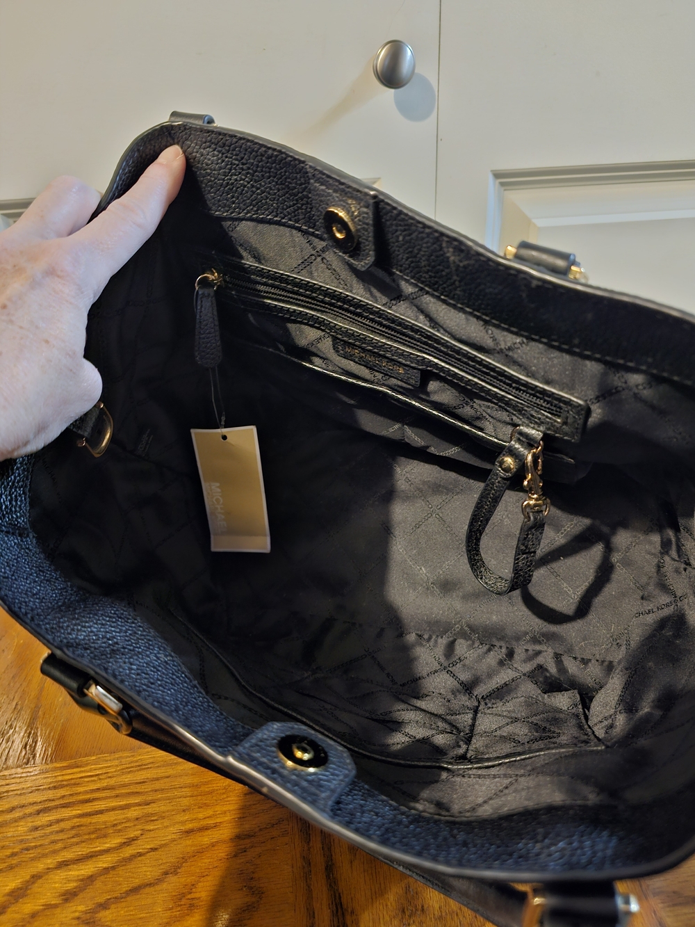 Michael Kors Black Pebbled Leather Tote with Gold MK Charm NWT - Picture 8 of 9
